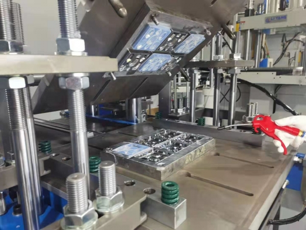Machine for Silicone Mold